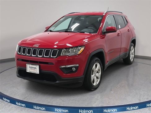Used 2020 Jeep Compass Latitude image 1