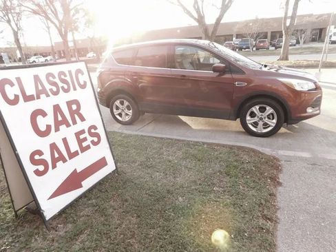 Used 2014 Ford Escape SE image 7
