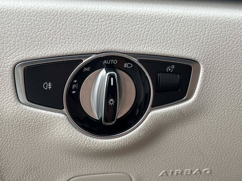 Certified 2019 Mercedes-Benz E 300 image 38