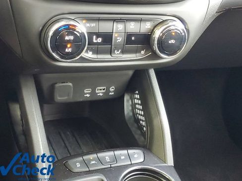 Certified 2023 Chevrolet TrailBlazer LT w/ Convenience Package FWD image 25