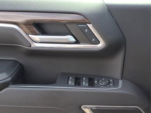 Used 2023 Chevrolet Silverado 1500 RST image 17