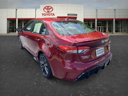 Certified 2025 Toyota Corolla SE FWD image 6