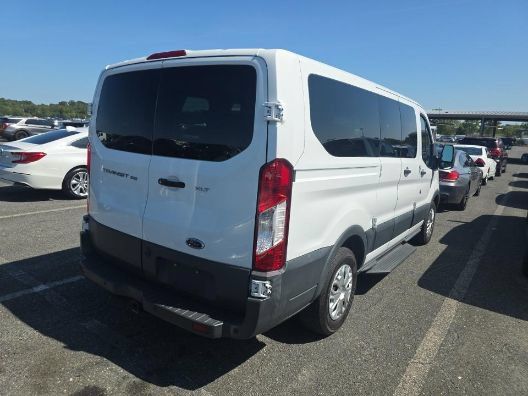 Used 2018 Ford Transit 150 XLT RWD image 4