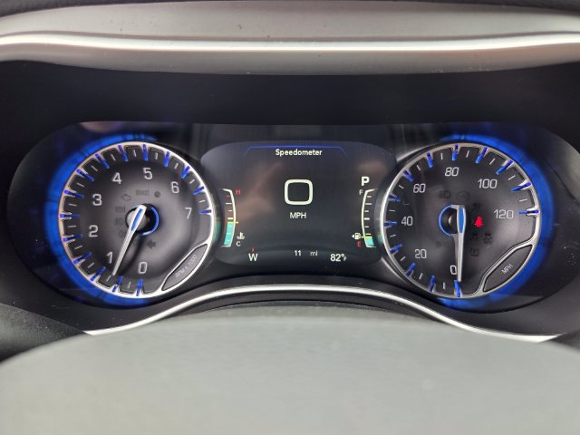 New 2027 Chrysler Pacifica Select FWD image 33