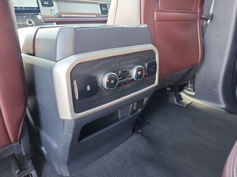 Used 2024 Ford Expedition Max Limited RWD image 15