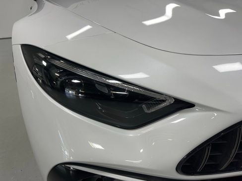 Used 2022 Mercedes-Benz SL 55 AMG 4MATIC image 14