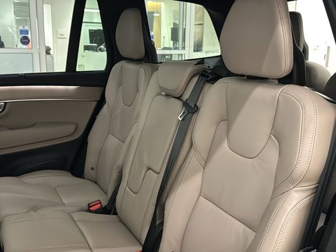 New 2026 Volvo XC90 T8 Ultra w/ Protection Package Premier AWD/4WD image 26
