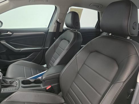 Used 2023 Volkswagen Jetta SE FWD image 29