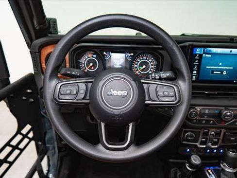 Used 2026 Jeep Wrangler Unlimited Sport image 22