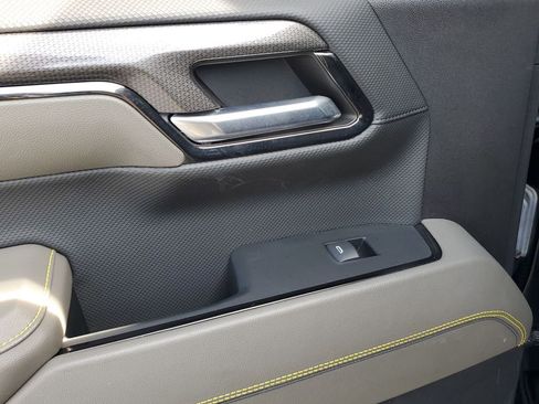 Used 2024 Chevrolet Silverado 1500 ZR2 w/ Technology Package image 47