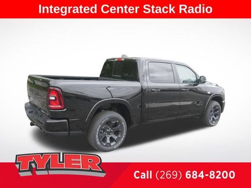 New 2026 RAM 1500 4x4 Crew Cab image 8