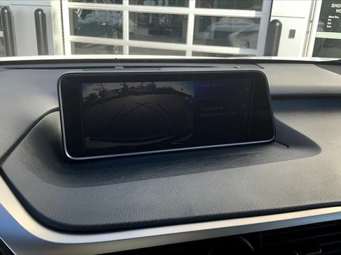 Used 2017 Lexus RX 450h AWD image 28