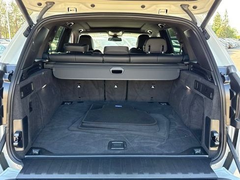 Used 2026 BMW X5 sDrive40i w/ Premium Package RWD image 16