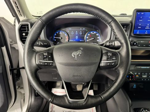 Used 2022 Ford Bronco Sport Outer Banks w/ Tech Package AWD/4WD image 13