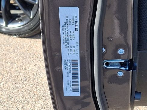 Used 2018 Dodge Charger SXT w/ Blacktop Package image 26