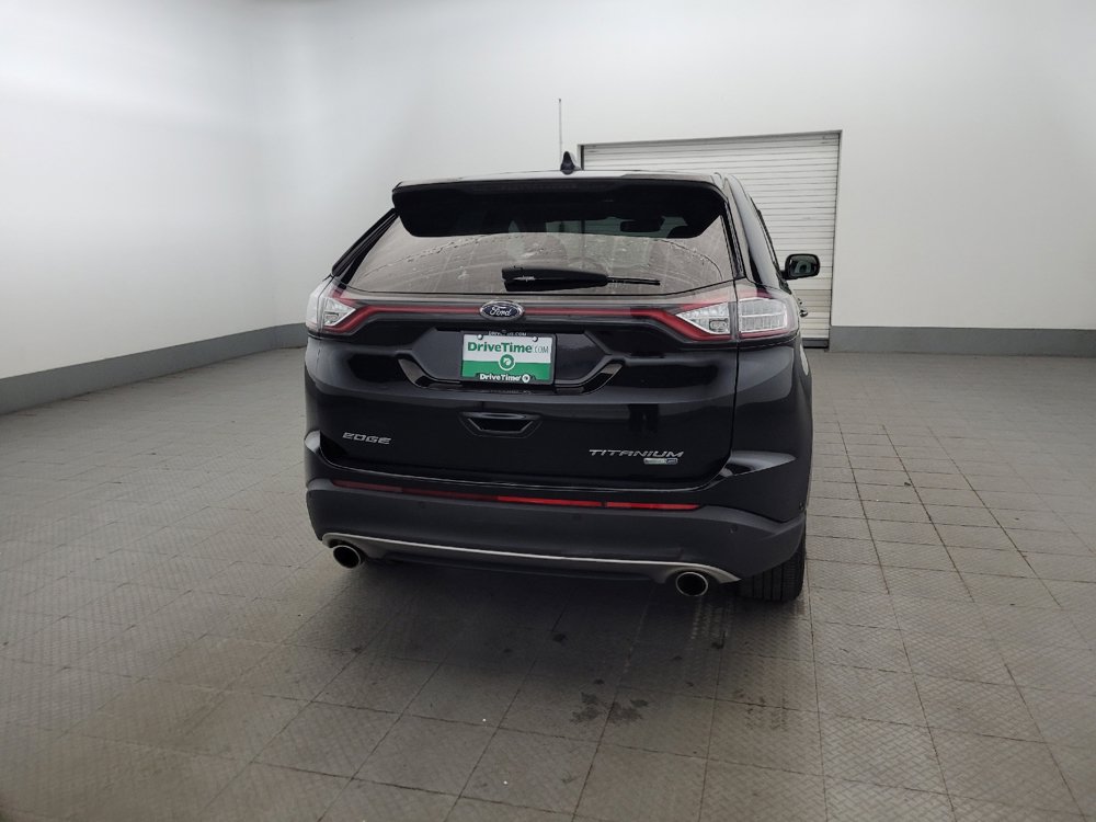 Used 2018 Ford Edge Titanium w/ Equipment Group 302A AWD/4WD image 7