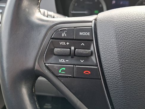 Used 2017 Hyundai Sonata Sport w/ Value Edition Package 02 image 21