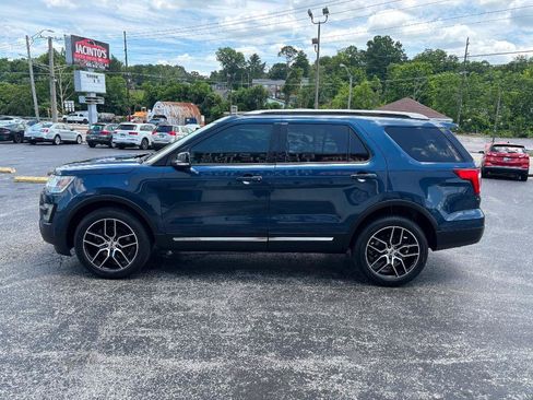 Used 2016 Ford Explorer XLT w/ Equipment Group 202A AWD/4WD image 6