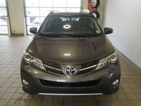 Used 2014 Toyota RAV4 Limited image 14