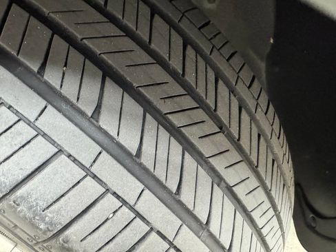 Used 2024 Kia Sportage EX w/ EX Premium Package image 29