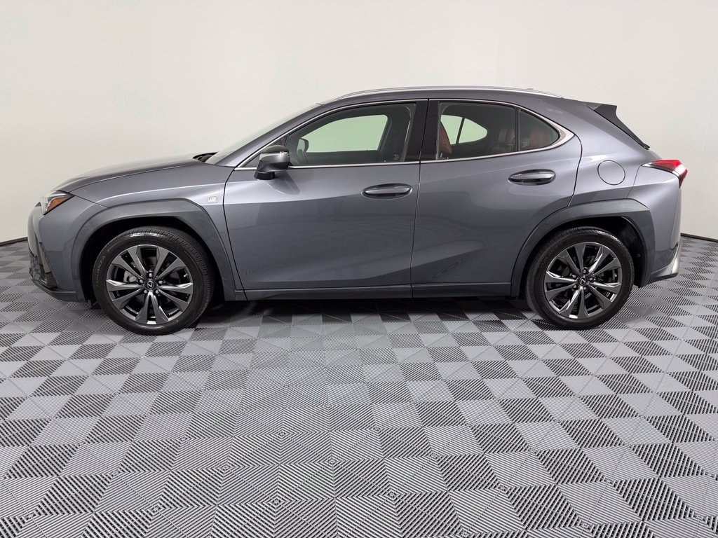 Used 2021 Lexus UX 250h F Sport AWD/4WD image 2