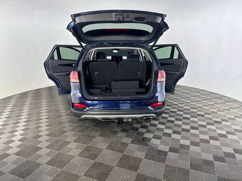 Used 2020 Kia Sorento EX AWD/4WD image 17