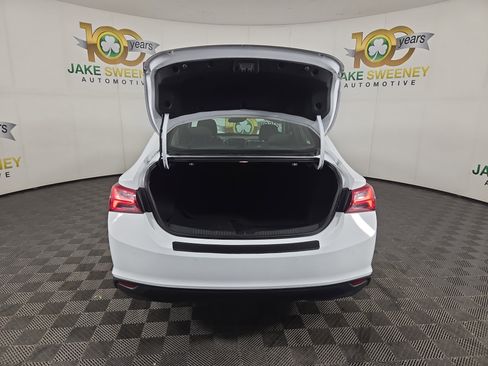 Used 2024 Chevrolet Malibu LT w/ Sport Edition FWD image 32