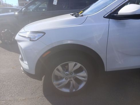 Used 2025 Buick Encore GX Preferred image 3