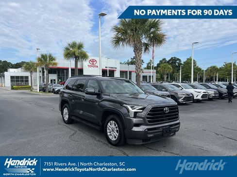 Used 2024 Toyota Sequoia SR5 w/ SR5 Premium Package AWD/4WD image 1