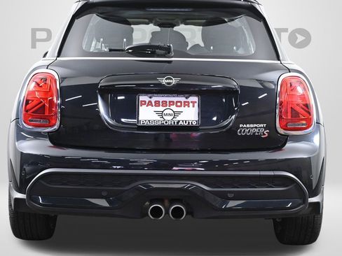 Certified 2024 MINI Cooper S image 9