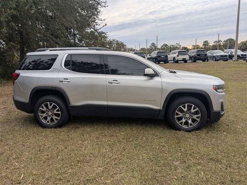 Used 2020 GMC Acadia SLT image 3