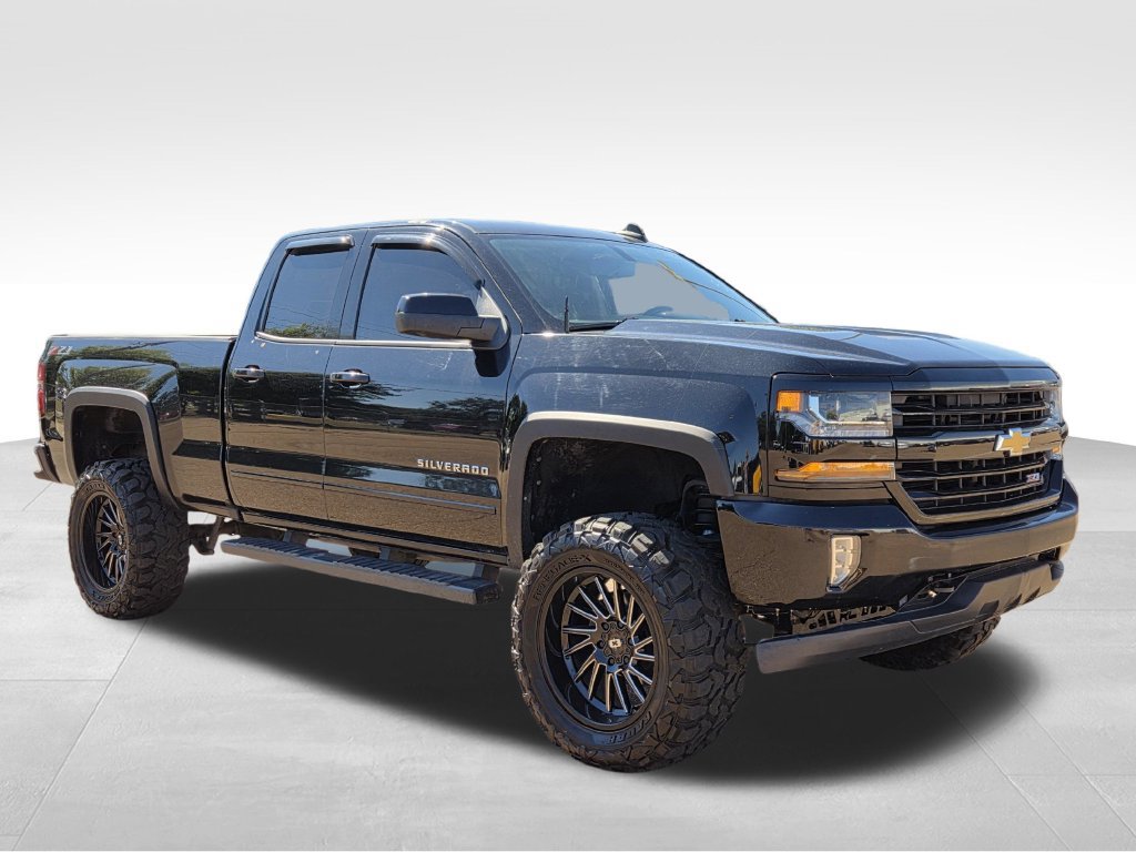 Used 2018 Chevrolet Silverado 1500 LT AWD/4WD image 4