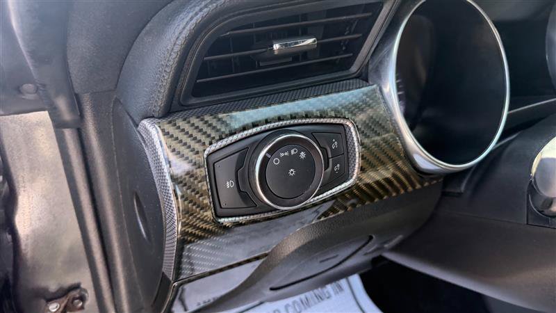 Used 2018 Ford Mustang GT RWD image 16