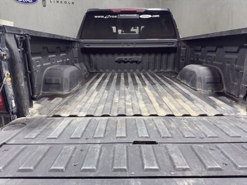 Used 2023 GMC Sierra 1500 AT4 w/ AT4 Preferred Package image 23