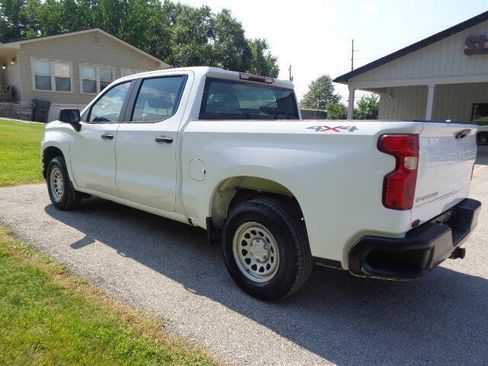 Used 2019 Chevrolet Silverado 1500 W/T w/ Trailering Package AWD/4WD image 3