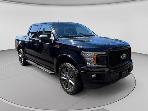 Used 2018 Ford F150 XLT w/ Equipment Group 301A Mid AWD/4WD image 7