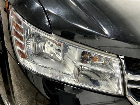 Used 2015 Dodge Journey SXT w/ Flexible Seating Group image 29