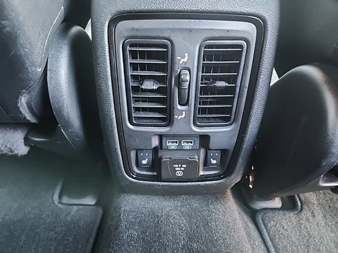 Used 2021 Dodge Durango R/T w/ Tow 'N Go Group AWD/4WD image 33