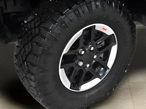 Used 2021 Jeep Wrangler Unlimited Rubicon w/ Dual Top Group AWD/4WD image 31
