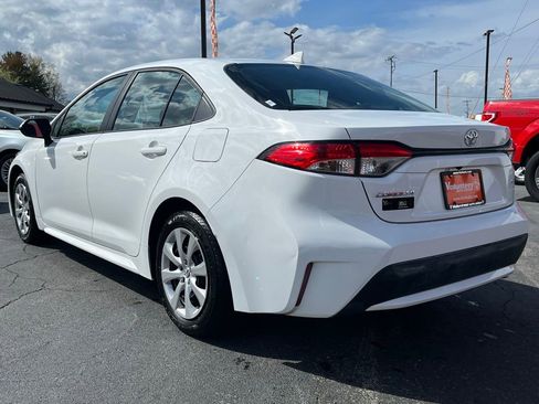 Used 2021 Toyota Corolla LE w/ Carpet Mat Package (TMS) FWD image 6