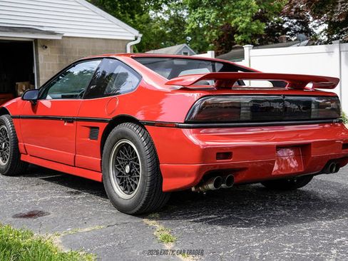 Used 1988 Pontiac Fiero GT RWD image 6