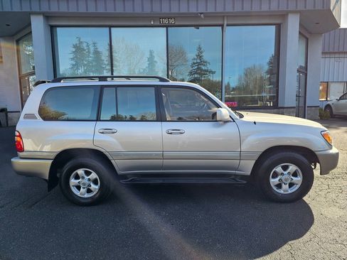 Used 1999 Toyota Land Cruiser image 8
