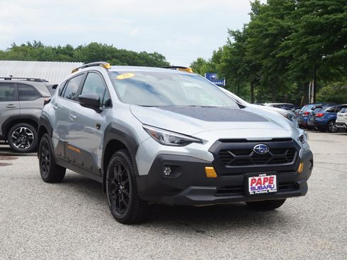 Used 2025 Subaru Crosstrek 2.5i Wilderness AWD/4WD image 3