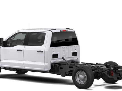 New 2026 Ford F250 XL image 2