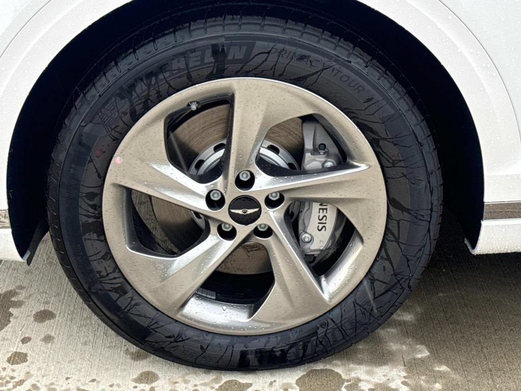 New 2026 Genesis G70 2.5T RWD image 6