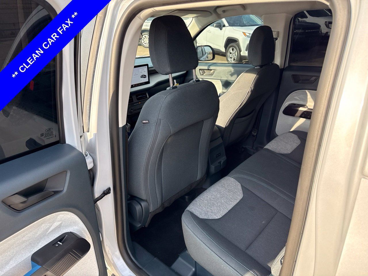 Used 2025 Ford Maverick XLT w/ Equipment Group 302A AWD/4WD image 8