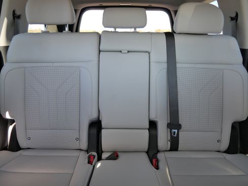 Certified 2025 Hyundai Santa Fe SEL image 13