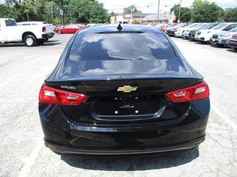 Used 2022 Chevrolet Malibu LS w/ Driver Confidence Package II FWD image 12