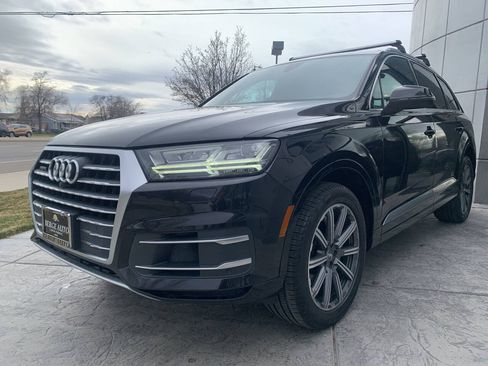 Used 2017 Audi Q7 3.0T Premium Plus w/ Premium Plus Package AWD/4WD image 3