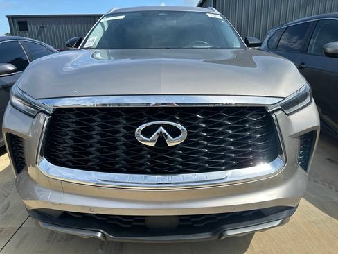 Used 2023 INFINITI QX60 Sensory w/ Vision Package AWD/4WD image 6